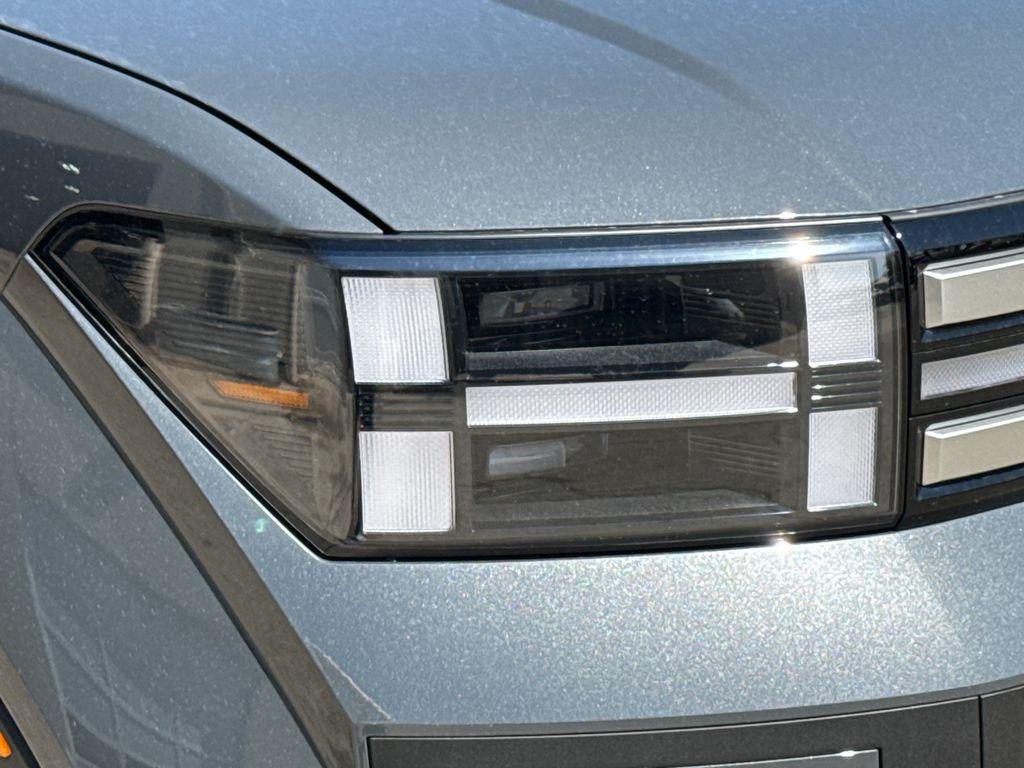 New 2026 Gray Hyundai SEL FWD image 4