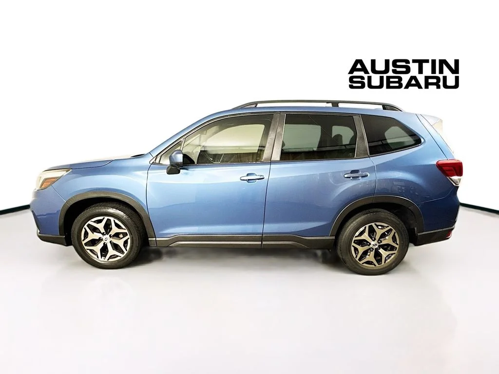 Used 2021 Blue Subaru Premium image 4