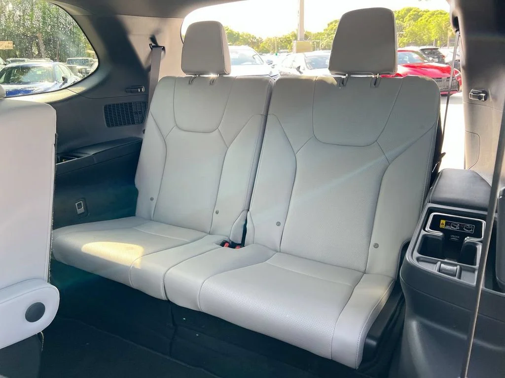 Used 2026 Wind Chill Pearl Lexus 350 Premium image 22