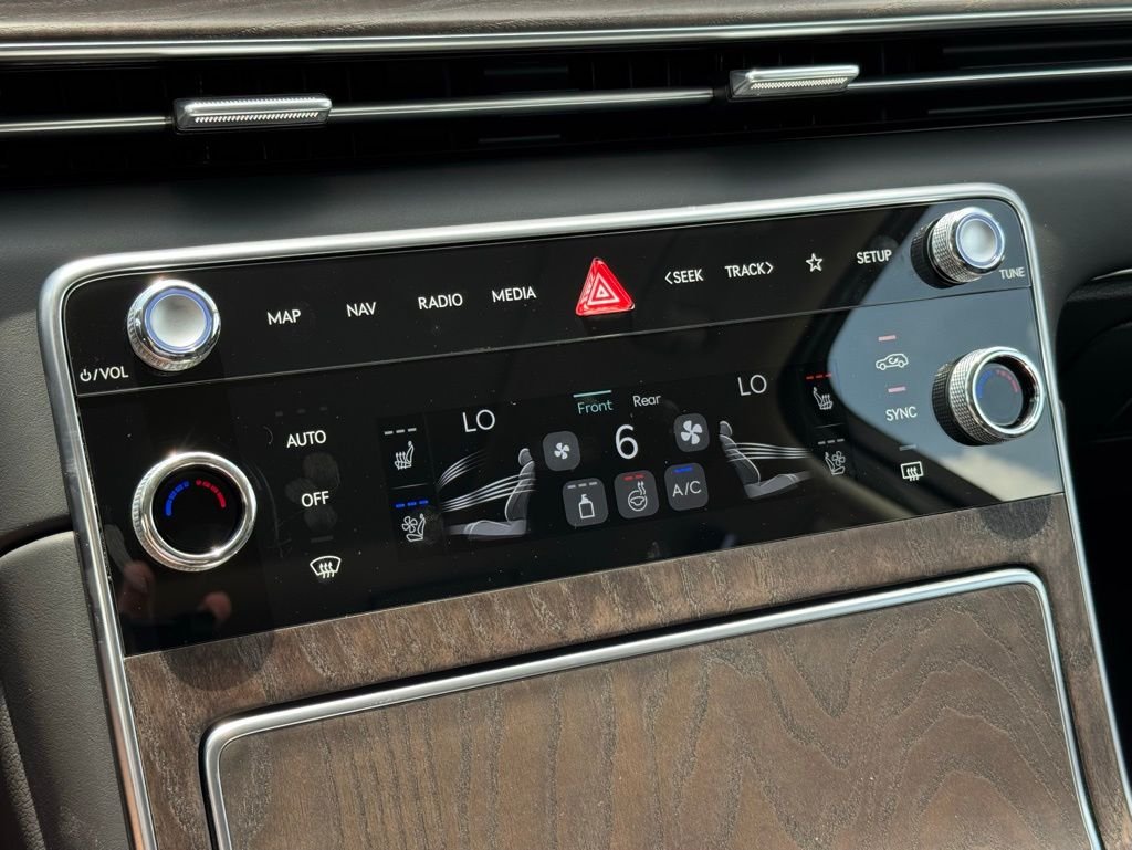 2025 GENESIS GV80 Prestige - Photo 37
