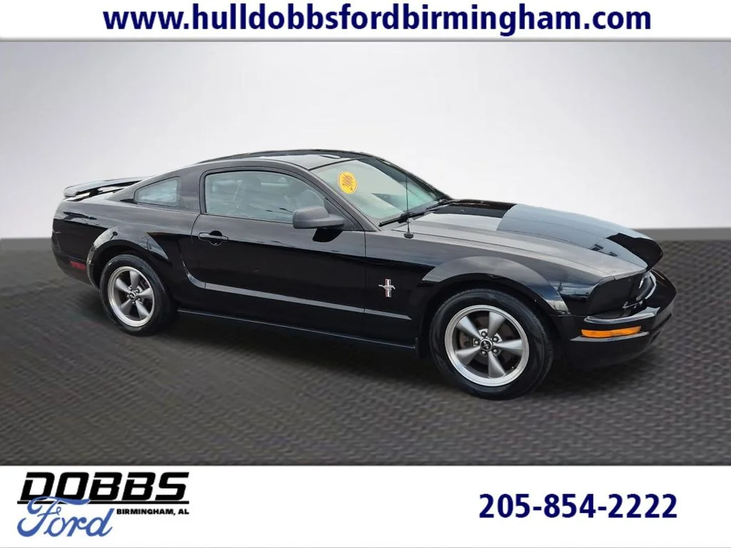 Used 2006 Black Ford V6 image 1