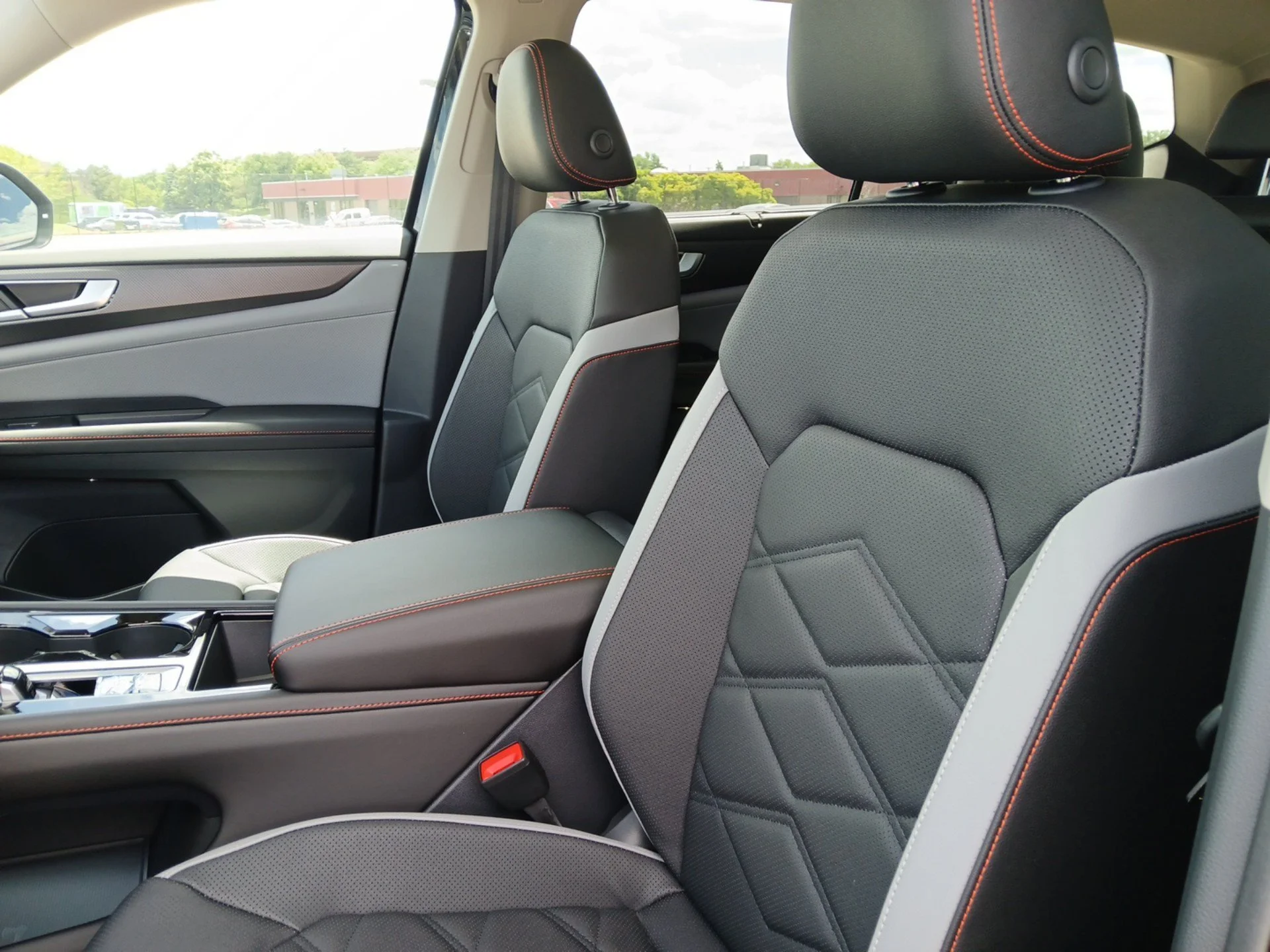 New 2026 Deep Black Pearl Volkswagen 2.0T Peak Edition image 20