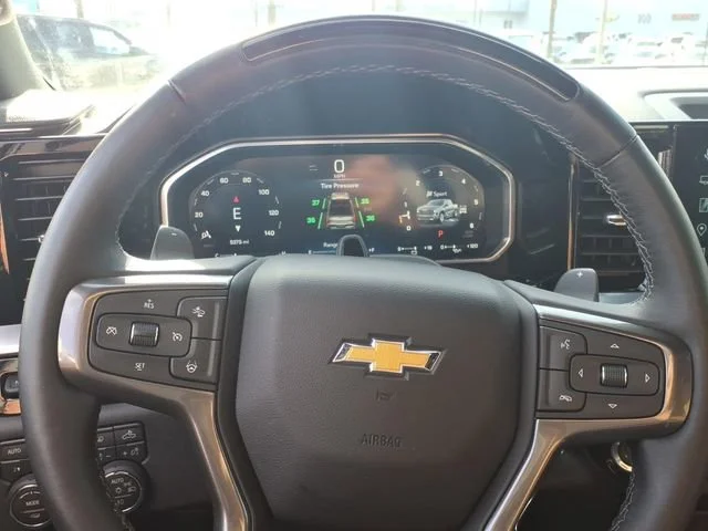 Used 2026 Polar White Tricoat Chevrolet High Country image 22