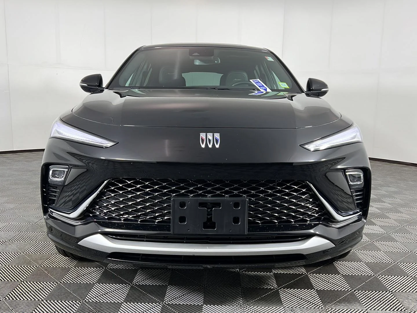 Used 2024 Ebony Twilight Metallic Buick Avenir image 12