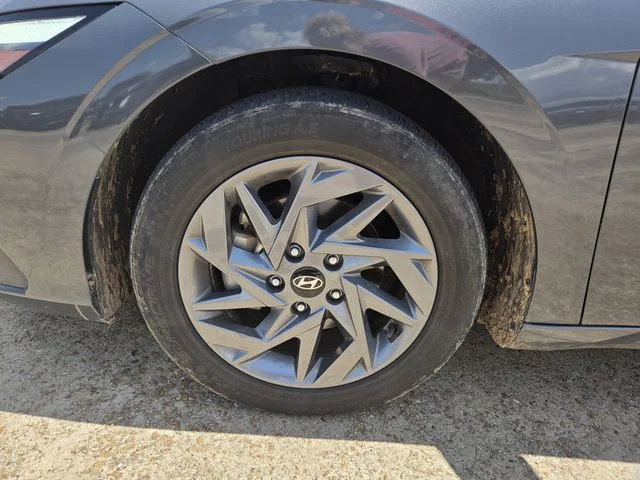 Used 2024 Ecotronic Gray Hyundai SEL image 25