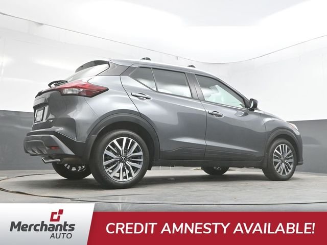 Used 2024 Gray Nissan SV image 38