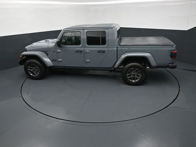 New 2026 Anvil Clear-Coat Exterior Paint Jeep Sport S image 15
