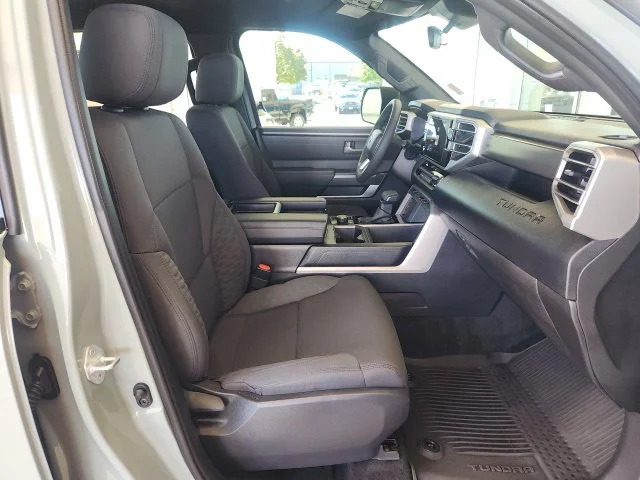 Certified Used 2025  Toyota SR5 image 24