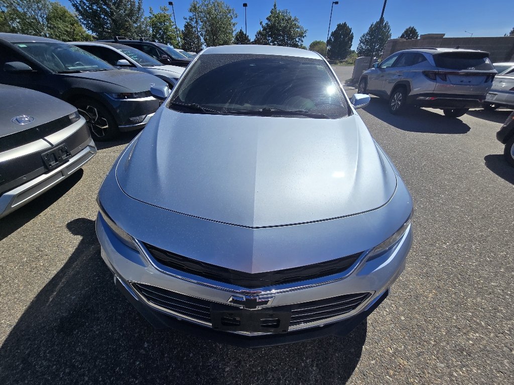 Used 2017 Arctic Blue Metallic Chevrolet Premier image 9