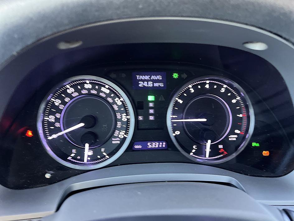 Used 2012 Mercury Metallic Lexus 250 C image 23