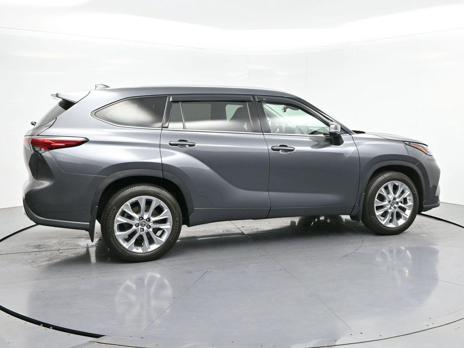 Used 2021 Magnetic Gray Metallic Toyota Limited image 8