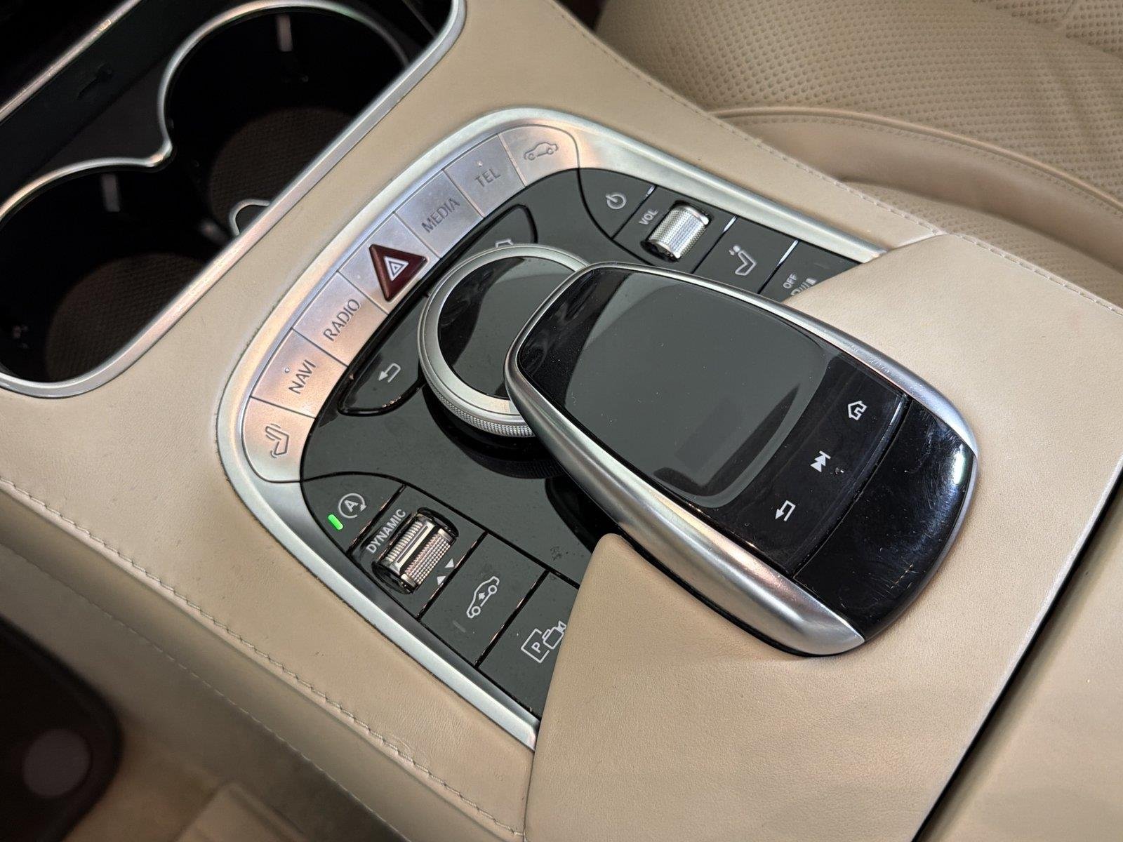 Used 2020 White Mercedes-Benz S 560 image 33