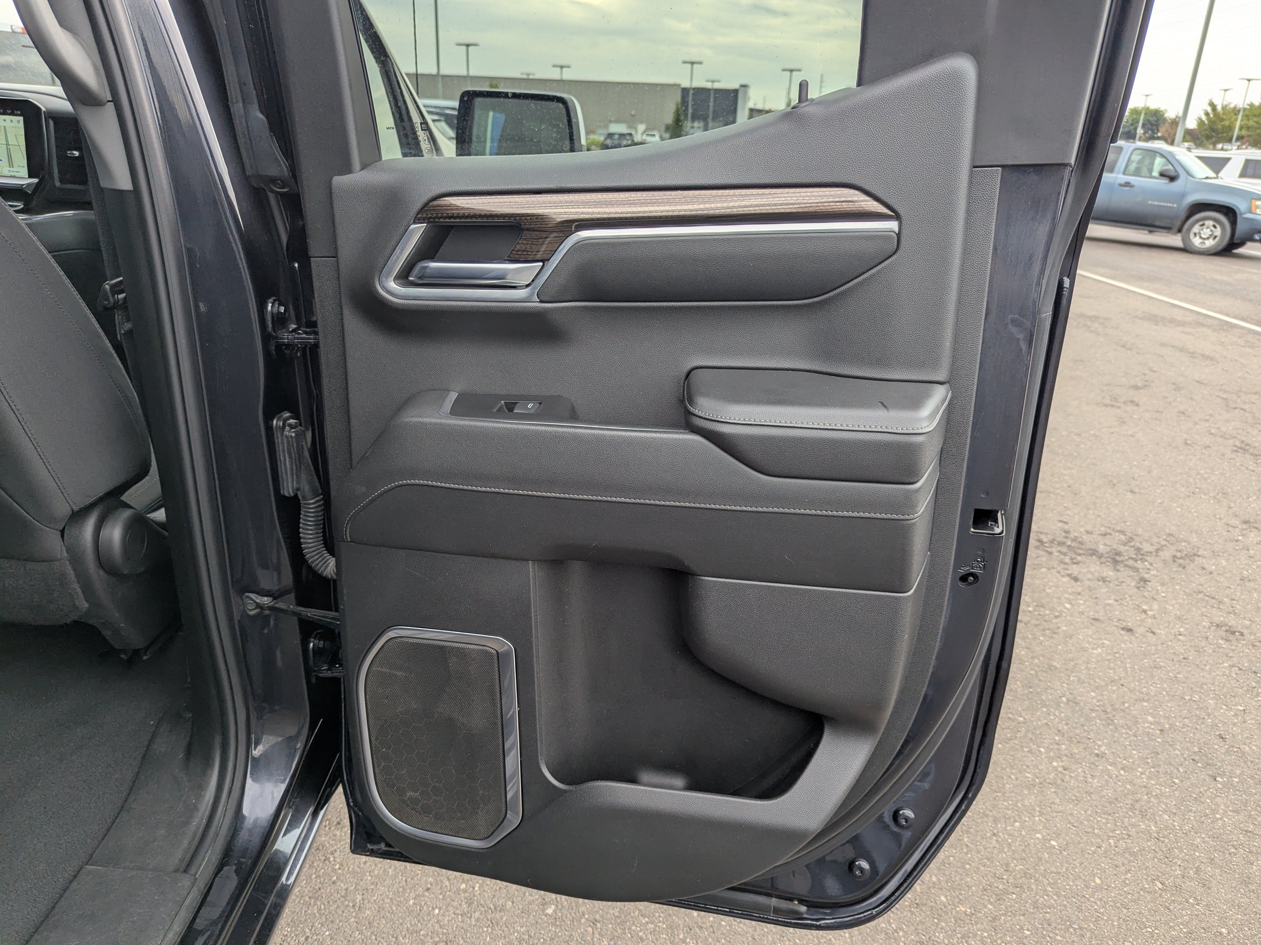 2024 Chevrolet Silverado 1500 LT - Photo 34