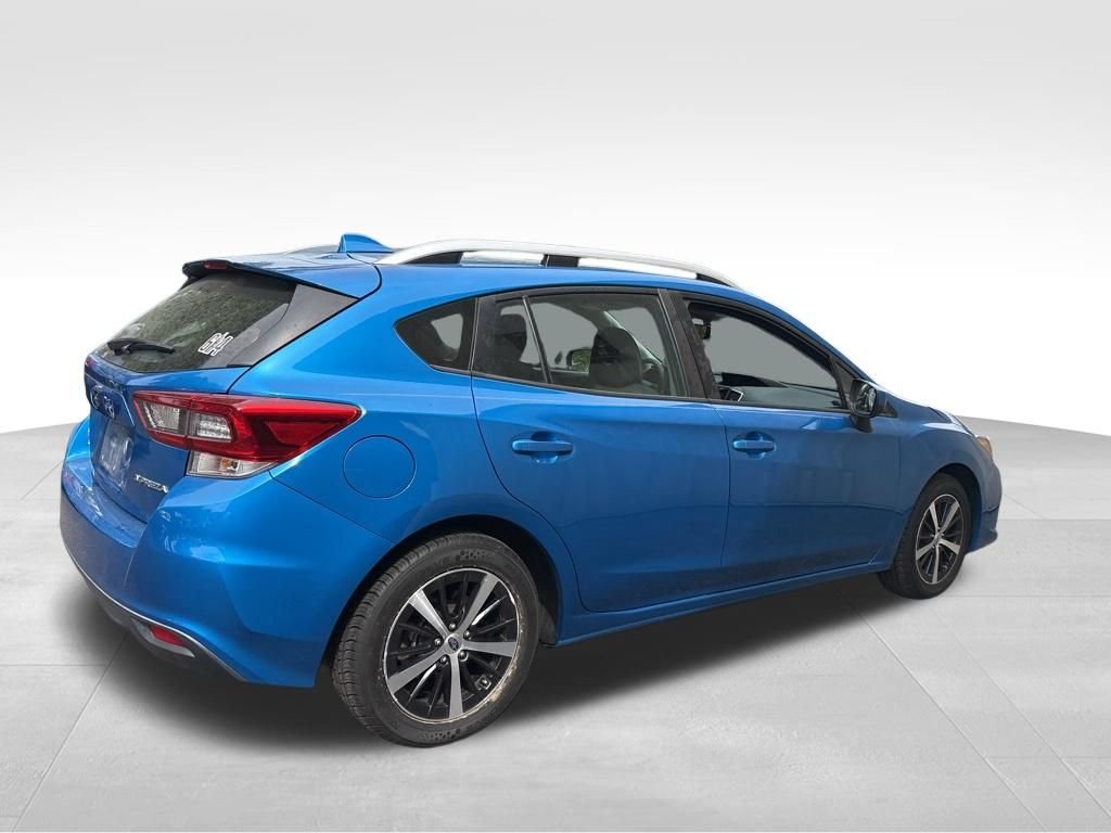 Used 2021 Blue Subaru Premium image 12