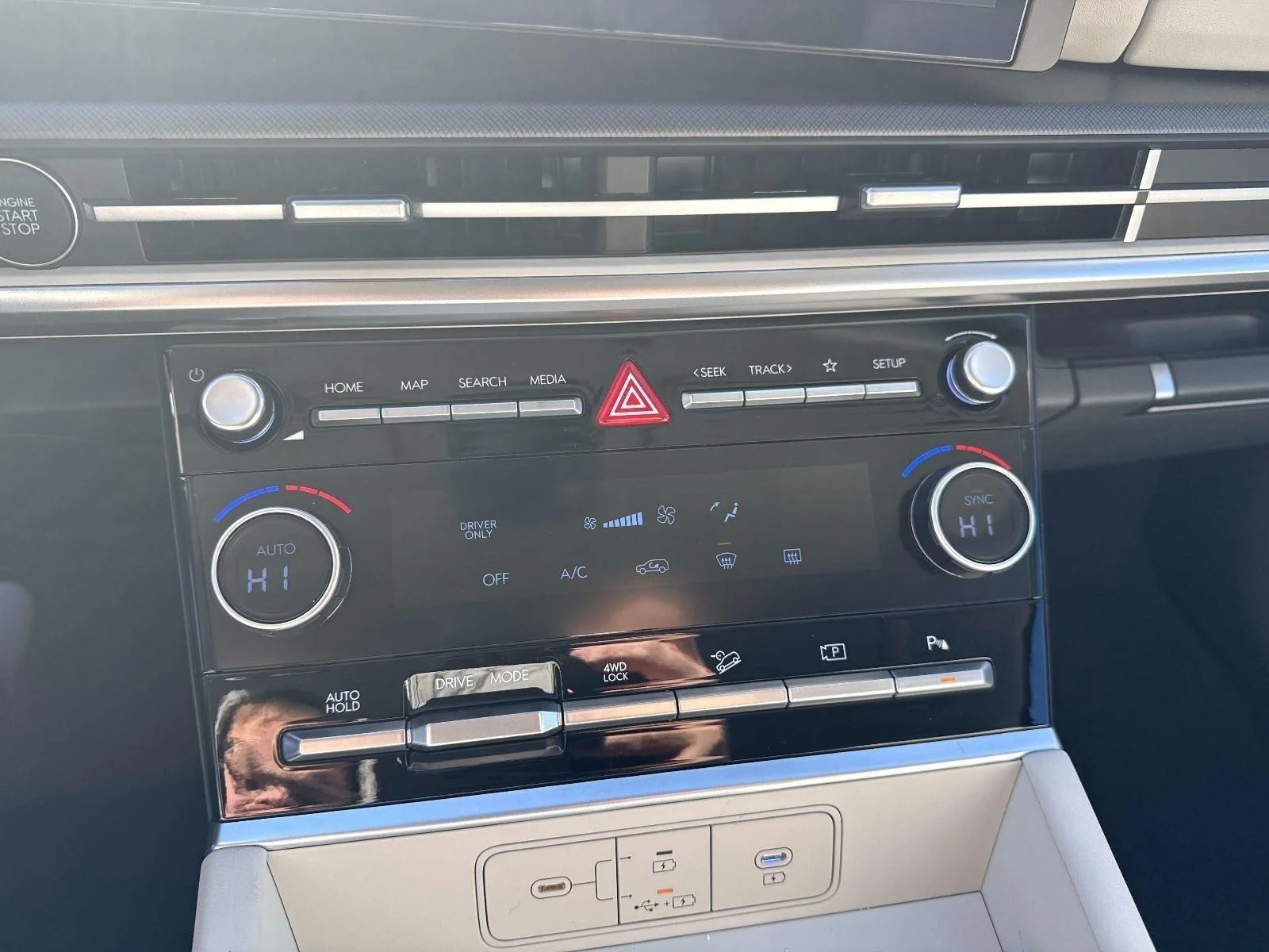 New 2026 Ecotronic Gray Hyundai SE image 24