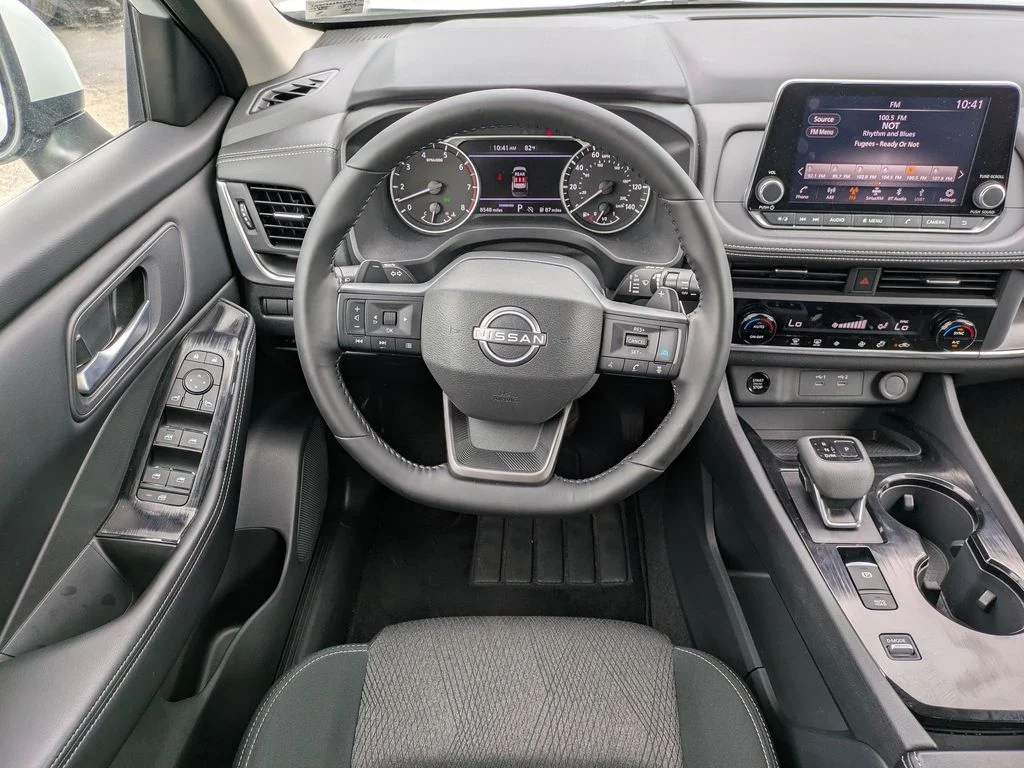 New 2026 Everest White Pearl TriCoat Nissan SV image 16