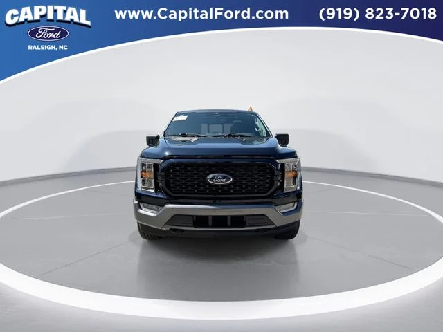 Used 2023  Ford XLT image 3