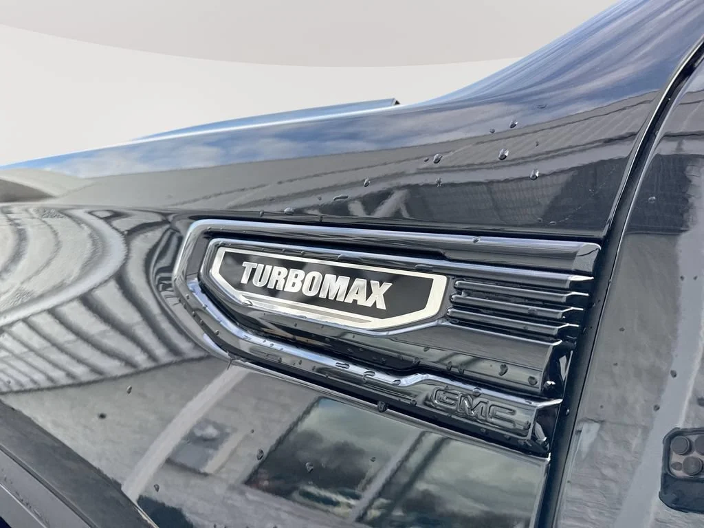 New 2026 Onyx Black GMC Elevation image 27