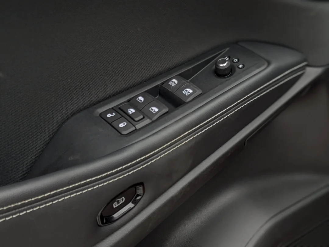 New 2026 Red Jeep Laredo - - 4x4 - 1.6L Turbo Hybrid - 12.3 Uconnect 5 Display - Selec-Terrain System & More! image 15
