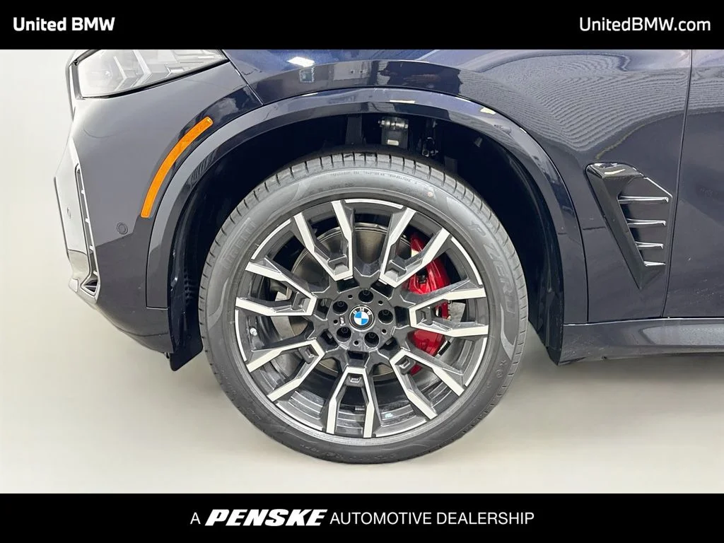 New 2026 Carbon Black Metallic BMW sDrive40i image 2