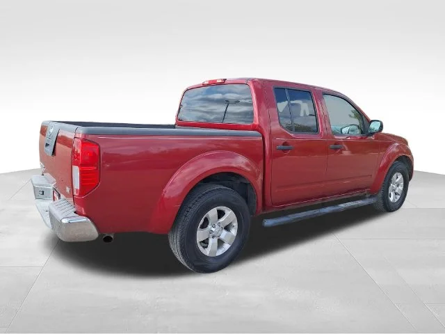 Used 2012 Red Nissan SV image 7