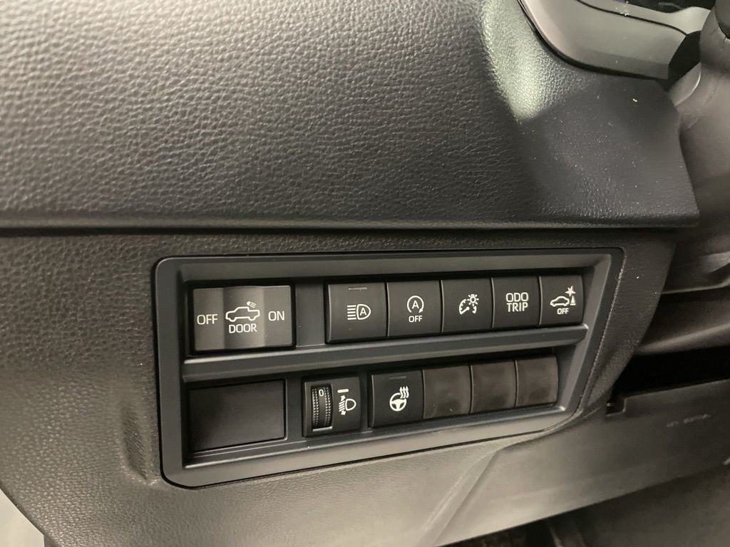 2026 Toyota Tundra SR5 - Photo 15