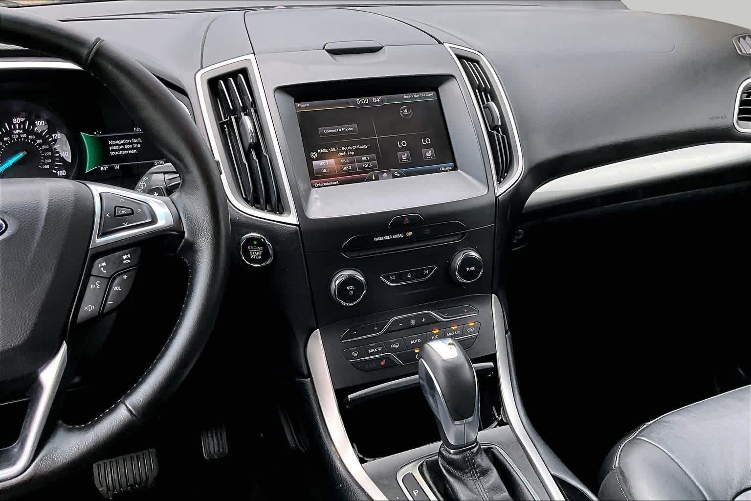 Used 2015 Magnetic Metallic Ford SEL image 9