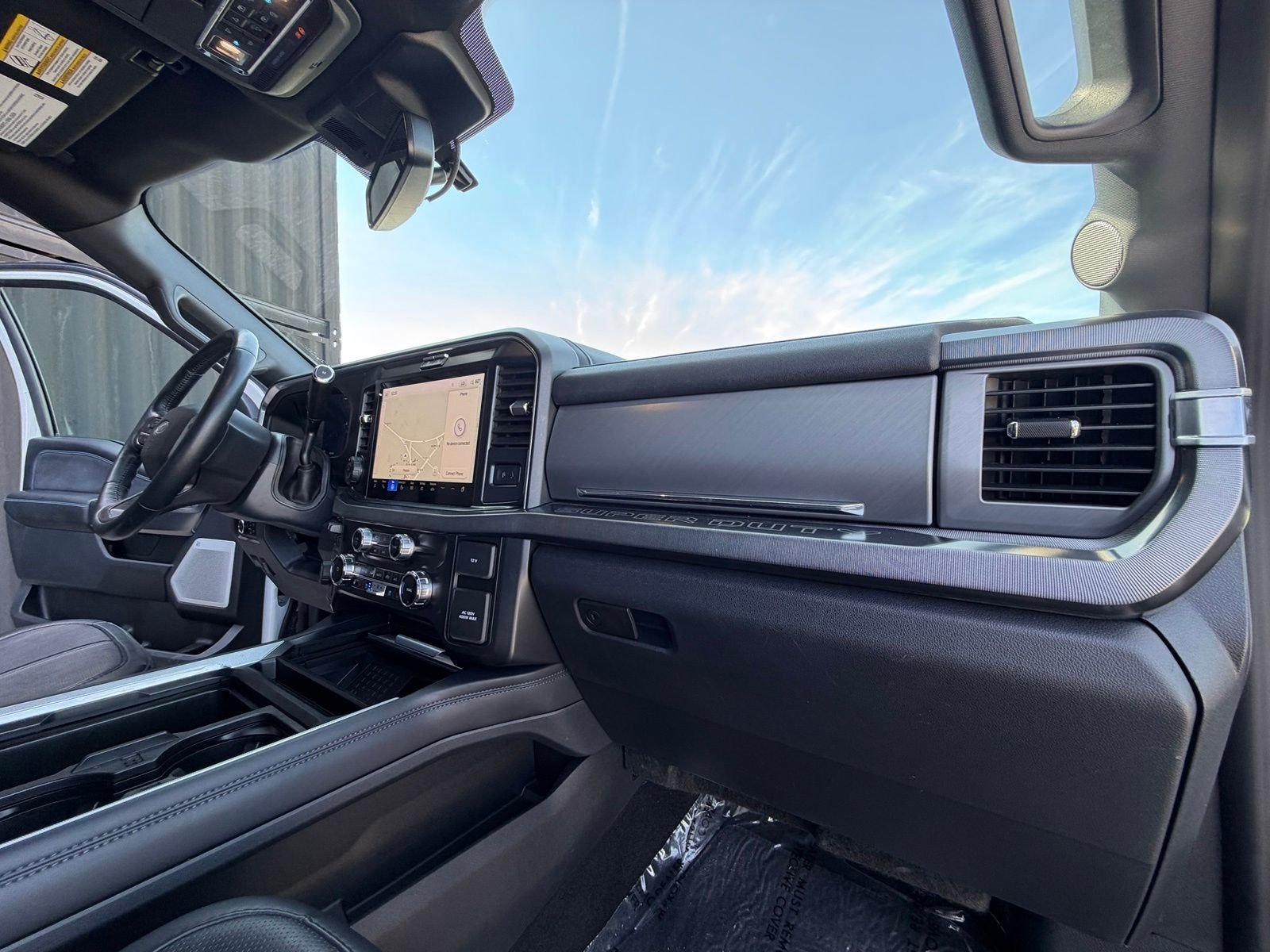 2025 Ford F-350 Super Duty Platinum - Photo 34