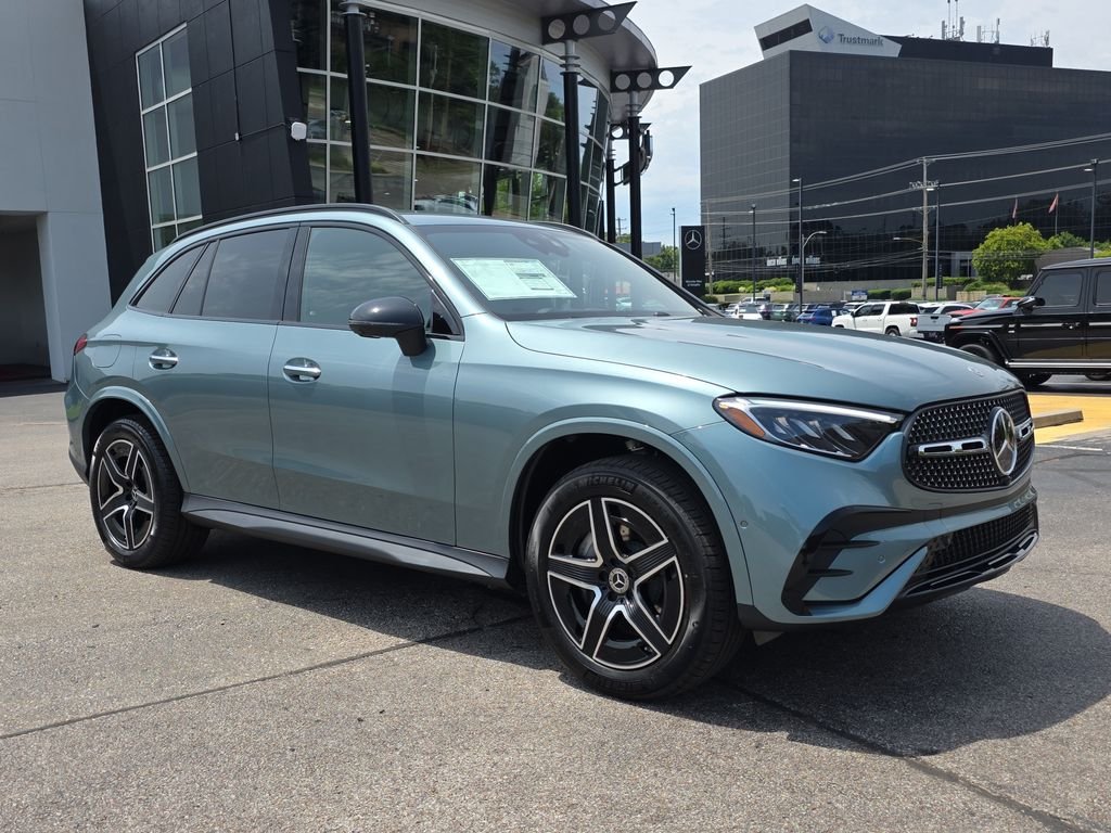 New 2026 Silver Mercedes-Benz GLC 300 image 7
