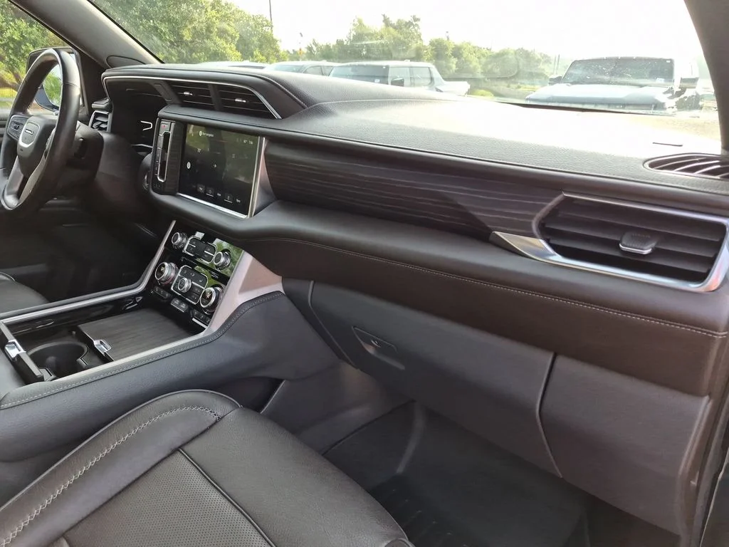 Used 2022 Blue GMC Denali image 38