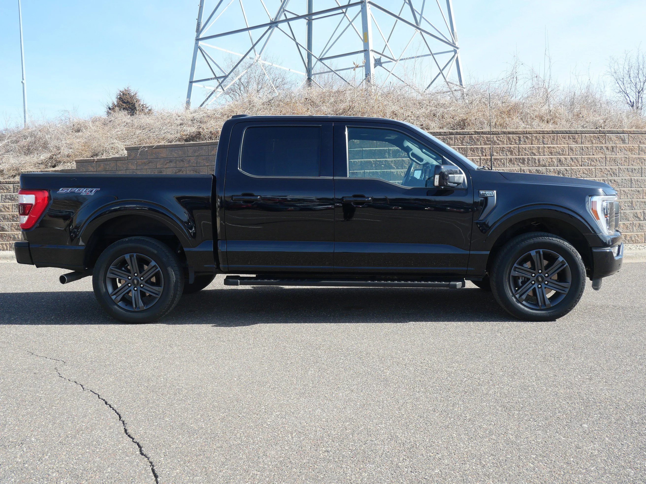 Certified Used 2023 Agate Black Metallic Ford LARIAT image 7