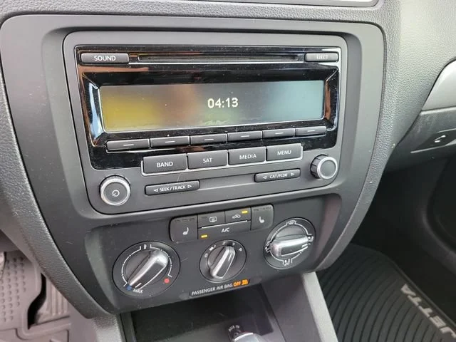 2014 Volkswagen Jetta SE - Photo 29