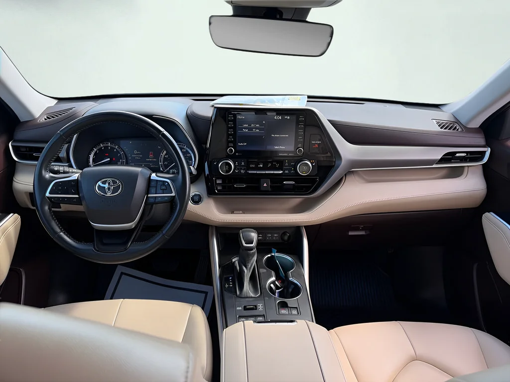 Used 2022 Blue Toyota XLE image 10