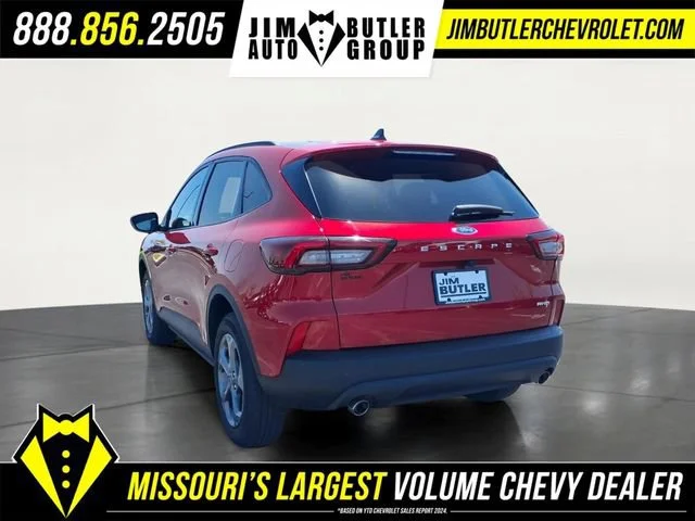 Used 2025  Ford ST-Line Select image 2