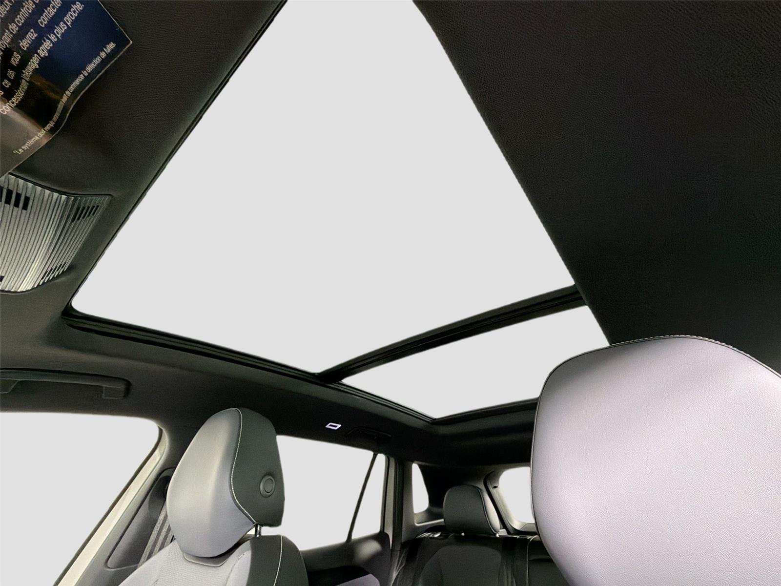 New 2026 Sandstone w/Deep Black Roof Volkswagen SE R-Line Black image 20