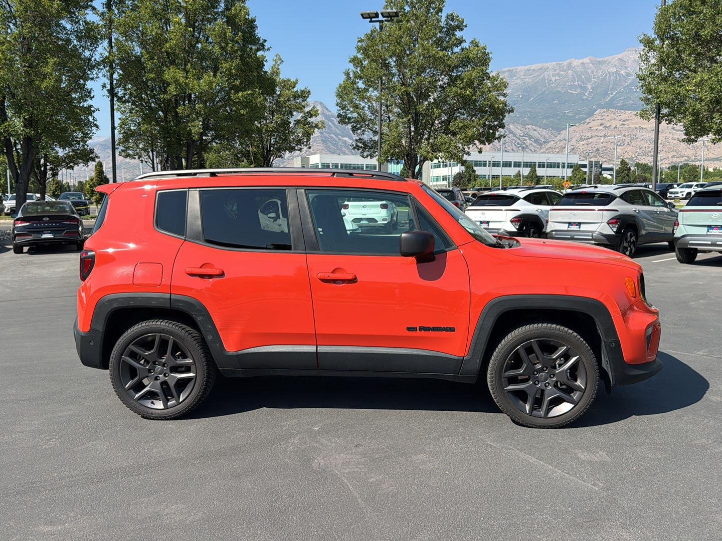 2021 Jeep Renegade 80TH Edition - Photo 8