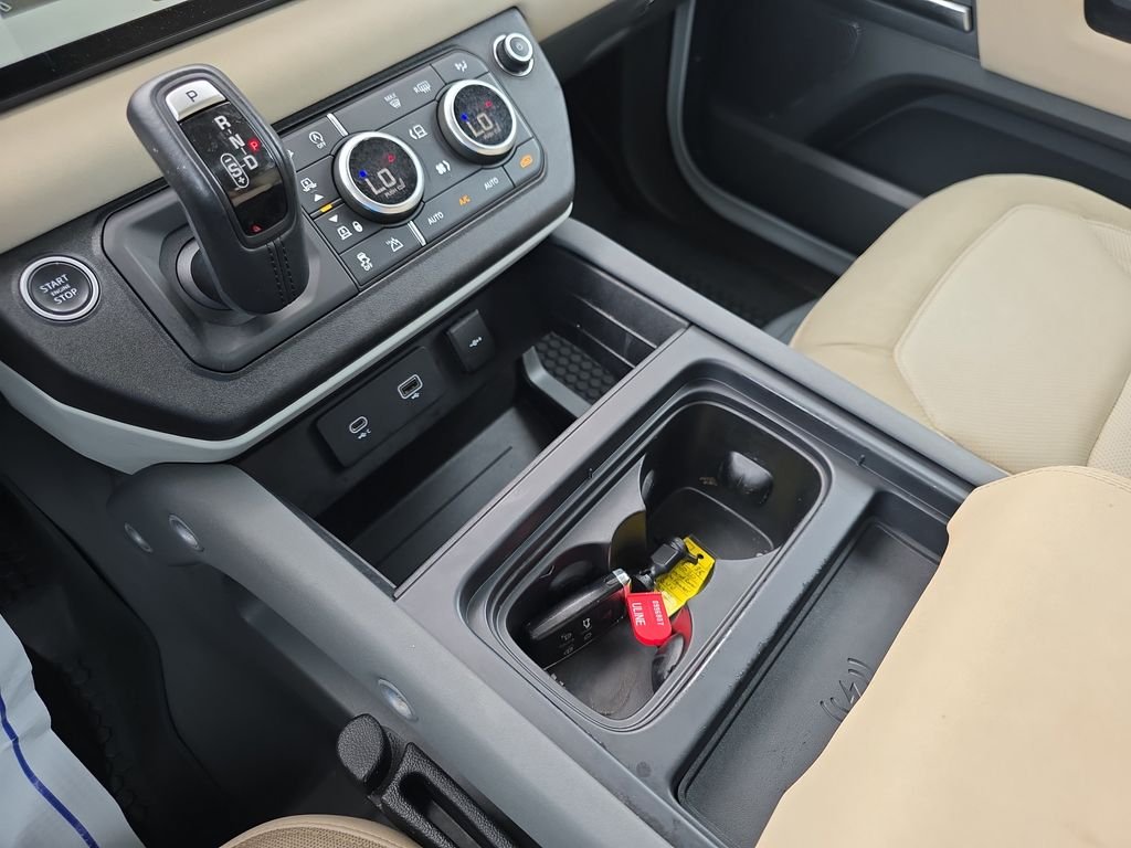 Used 2020 Fuji White Land Rover S image 25