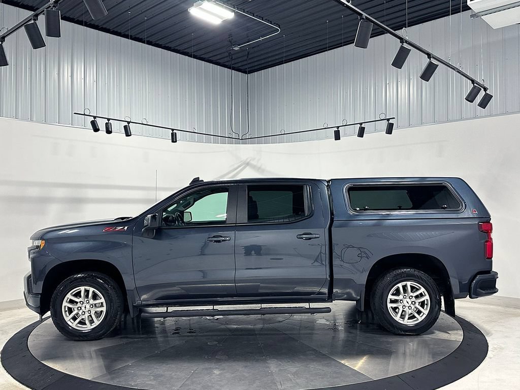 Used 2022 SHADOW GRAY METALLIC Chevrolet RST image 15