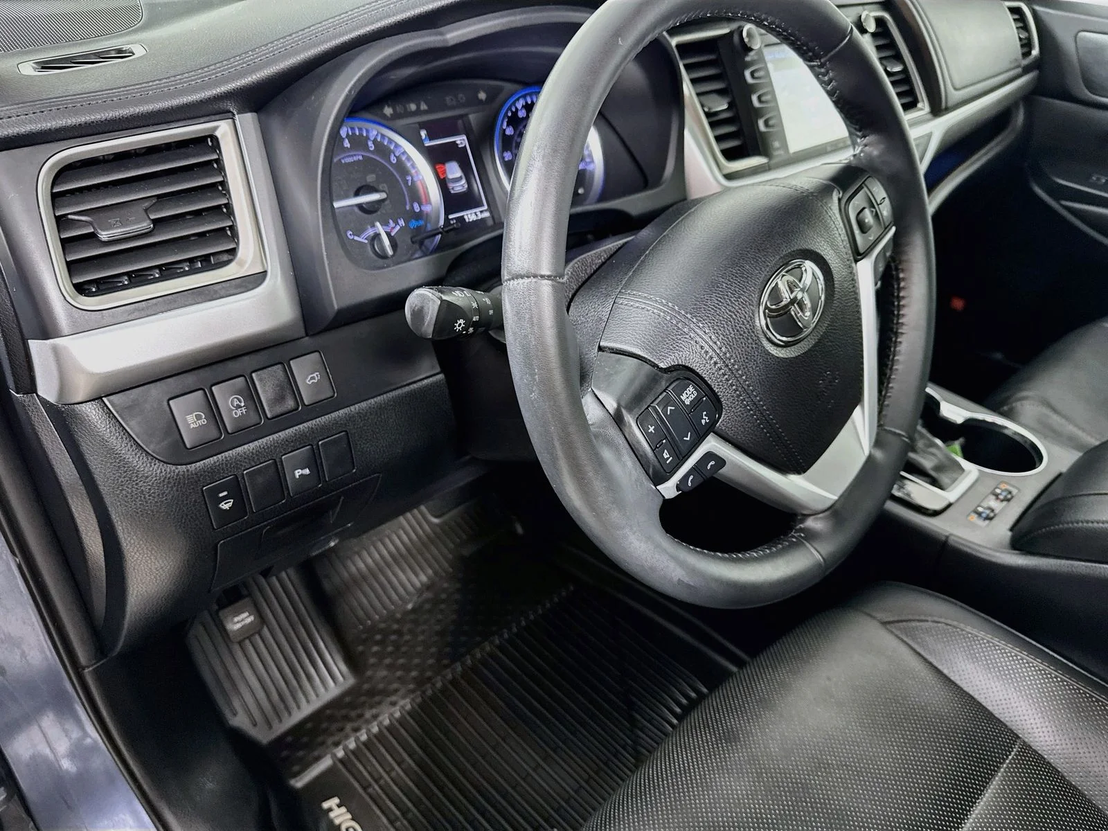 Used 2019 Blue Toyota Limited image 7