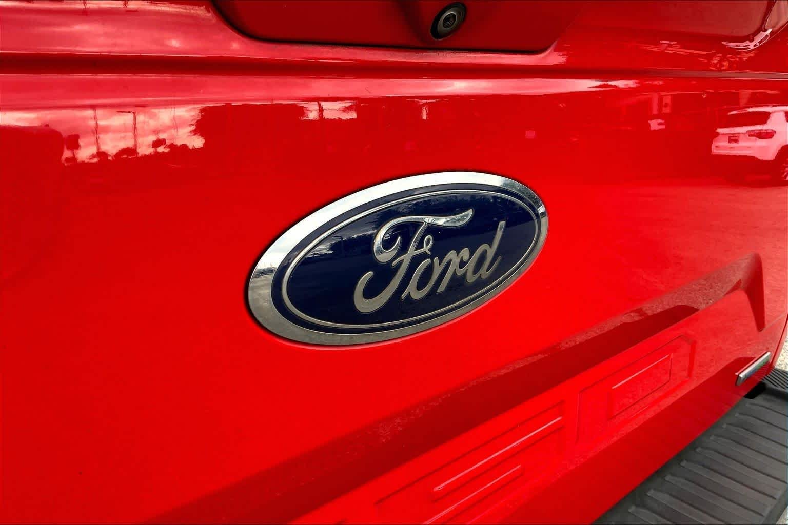 Used 2019 Race Red Ford LARIAT image 10