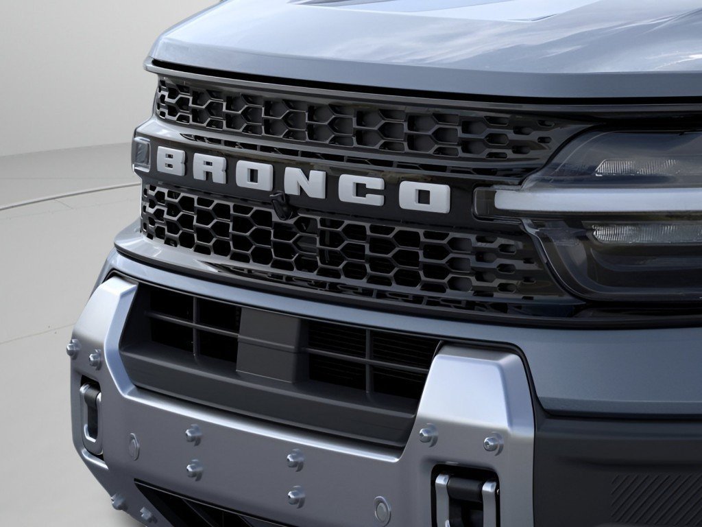 New 2026 Azure Gray Metallic Tri-Coat Ford Badlands image 19