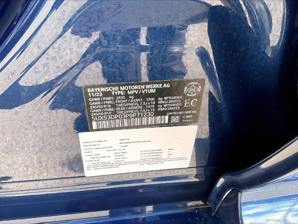 Used 2023 Blue BMW xDrive30i image 33