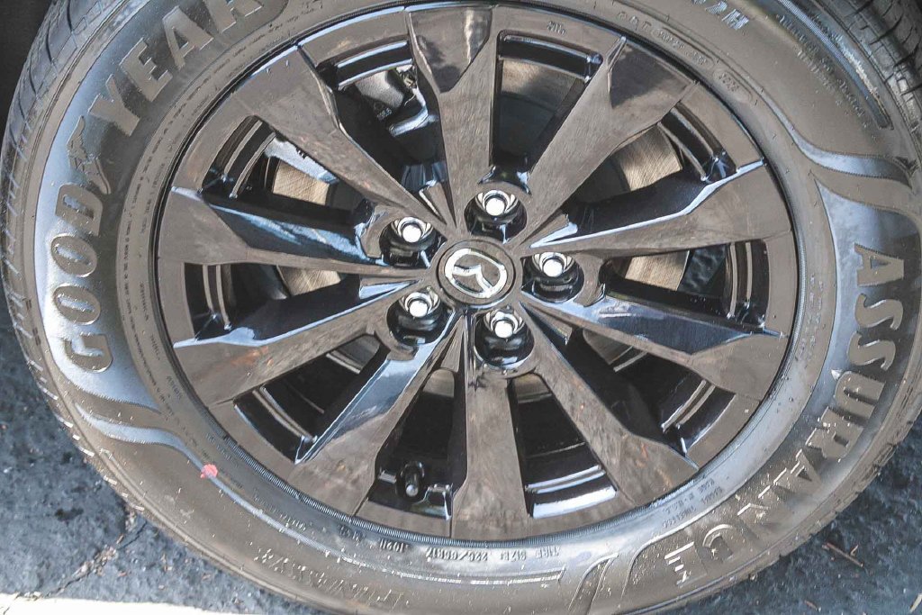 New 2026 Wind Chill Pearl Mazda Preferred AWD image 11