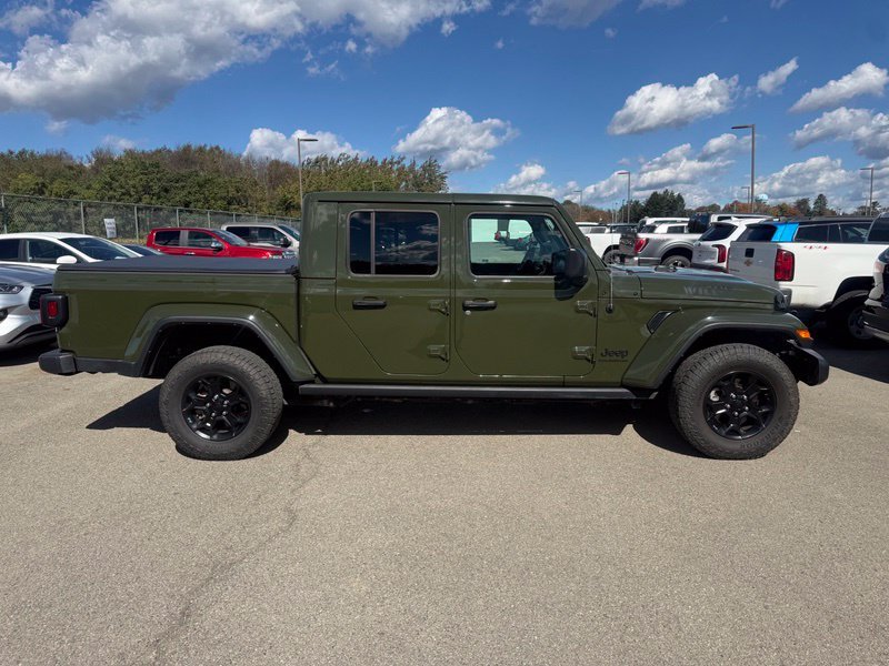 Used 2023 Green Jeep Willys image 12