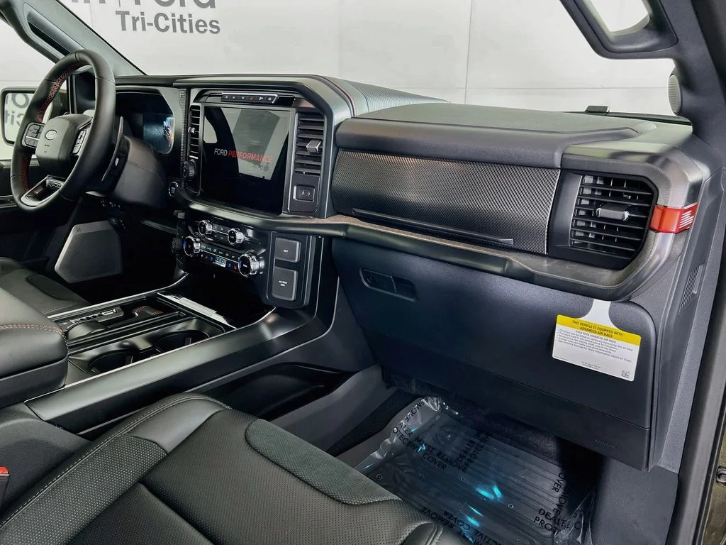 New 2026 Shelter Green Ford Raptor image 31