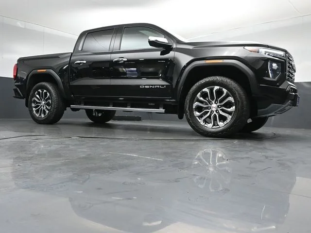 Certified Used 2024 Onyx Black GMC Denali image 33