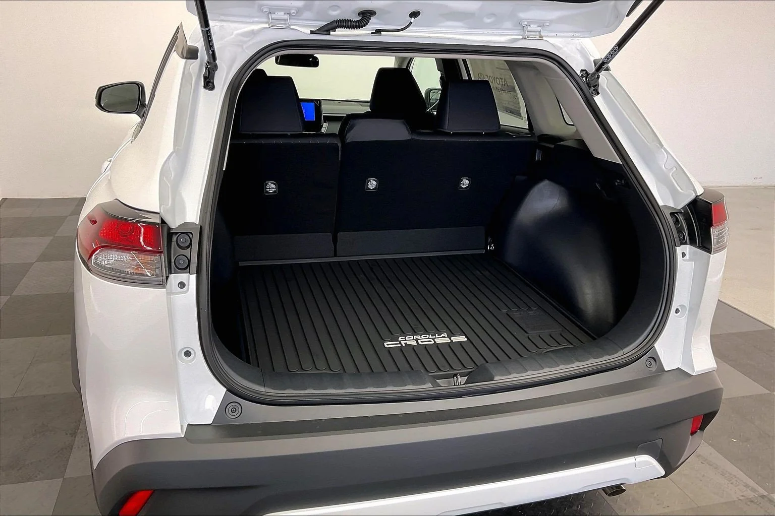 New 2026 Wind Chill Pearl Toyota LE AWD image 11