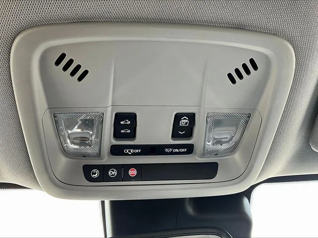 Used 2023 White Chevrolet LT image 16