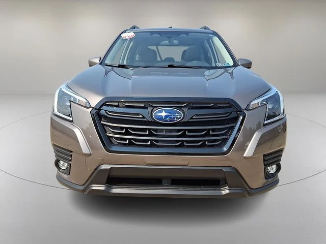 Used 2024 Brown Subaru Premium image 3
