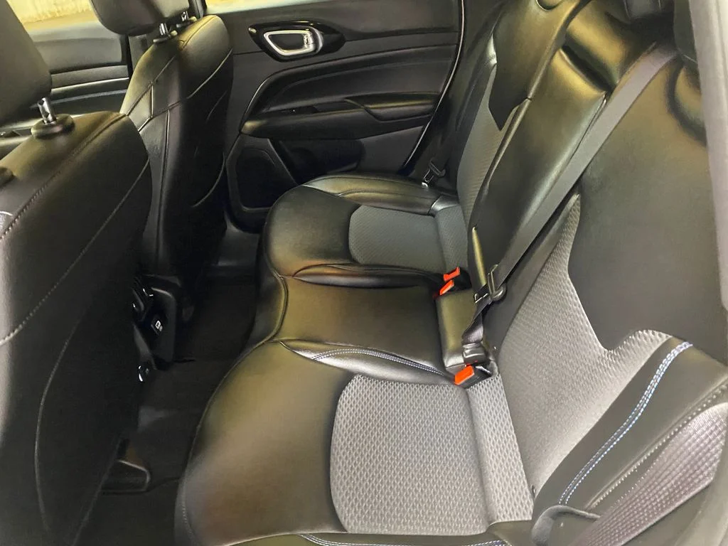 Used 2026 White Jeep Latitude image 23